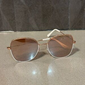 Stylish Rose Gold Sunglasses